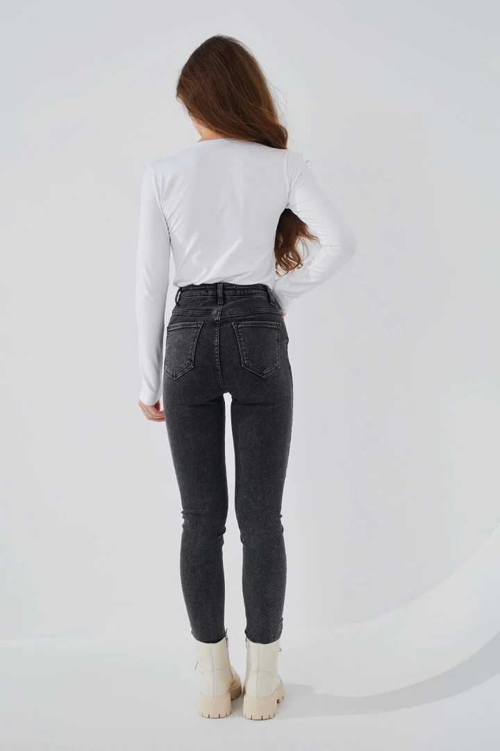 Джинсы Slim Fit женские On me 3103 baza 32 Темно-серый (2000989542063D)  Фото №2