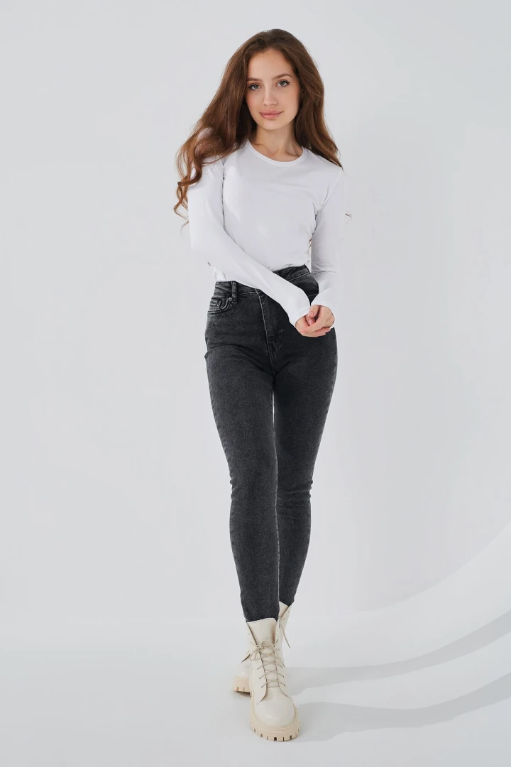 Джинсы Slim Fit женские On me 3103 baza 32 Темно-серый (2000989542063D)  Фото №0