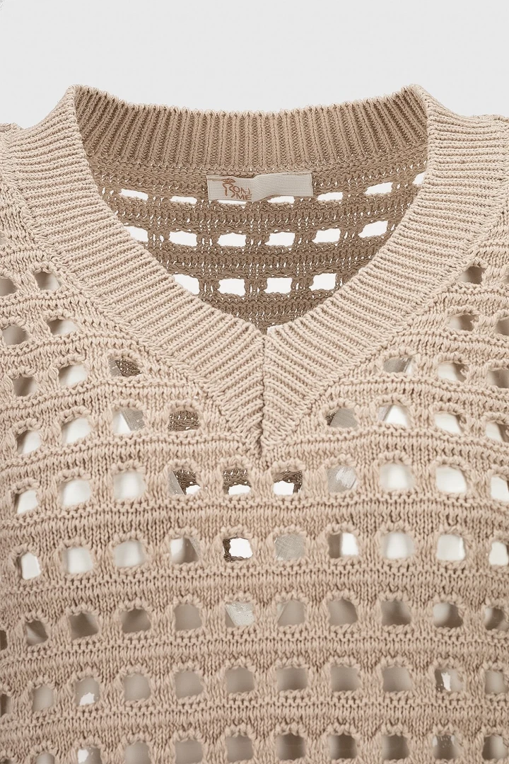 Пуловер однотонний жіночий Femme 1016 One Size Бежевий (2000989871156D)  Фото №6