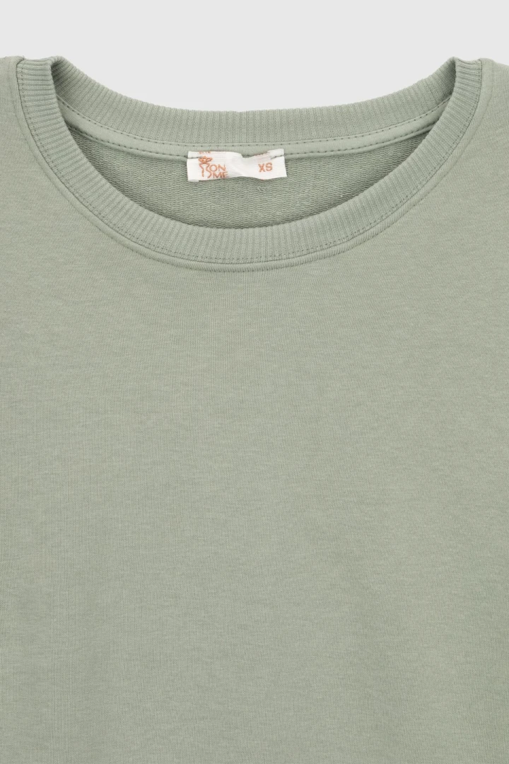 Свитшот однотонный женский On me Onme-02 baza 2XL Оливковый (2000990035271D)  Фото №6