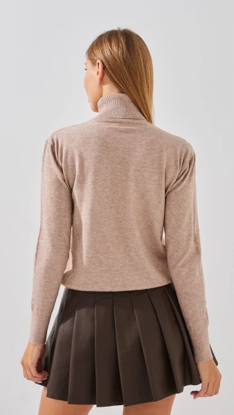 Гольф однотонний жіночий On me 031 2XL Капучино  Фото №4