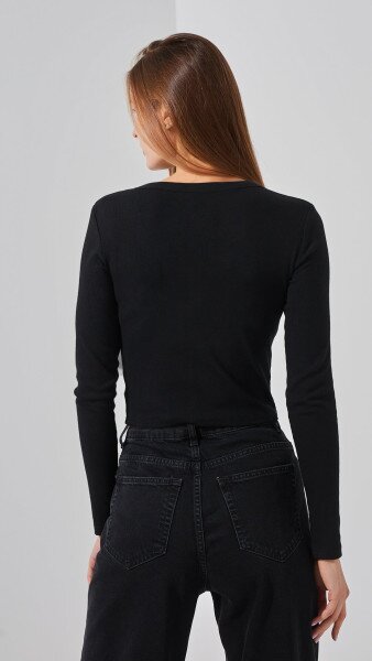Купити Топ однотонний жіночий Bclothing 8854 L Чорний Артикул: 2000999178672 Фото №5