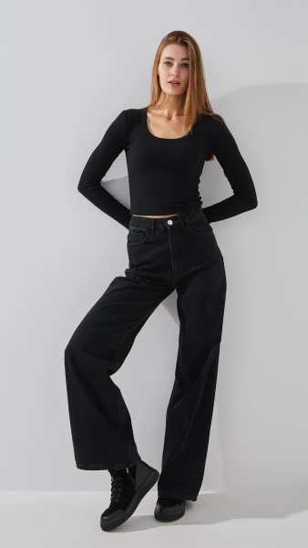 Купить Топ однотонный женский Bclothing 8854 L Черный Артикул: 2000999178672 Фото №2
