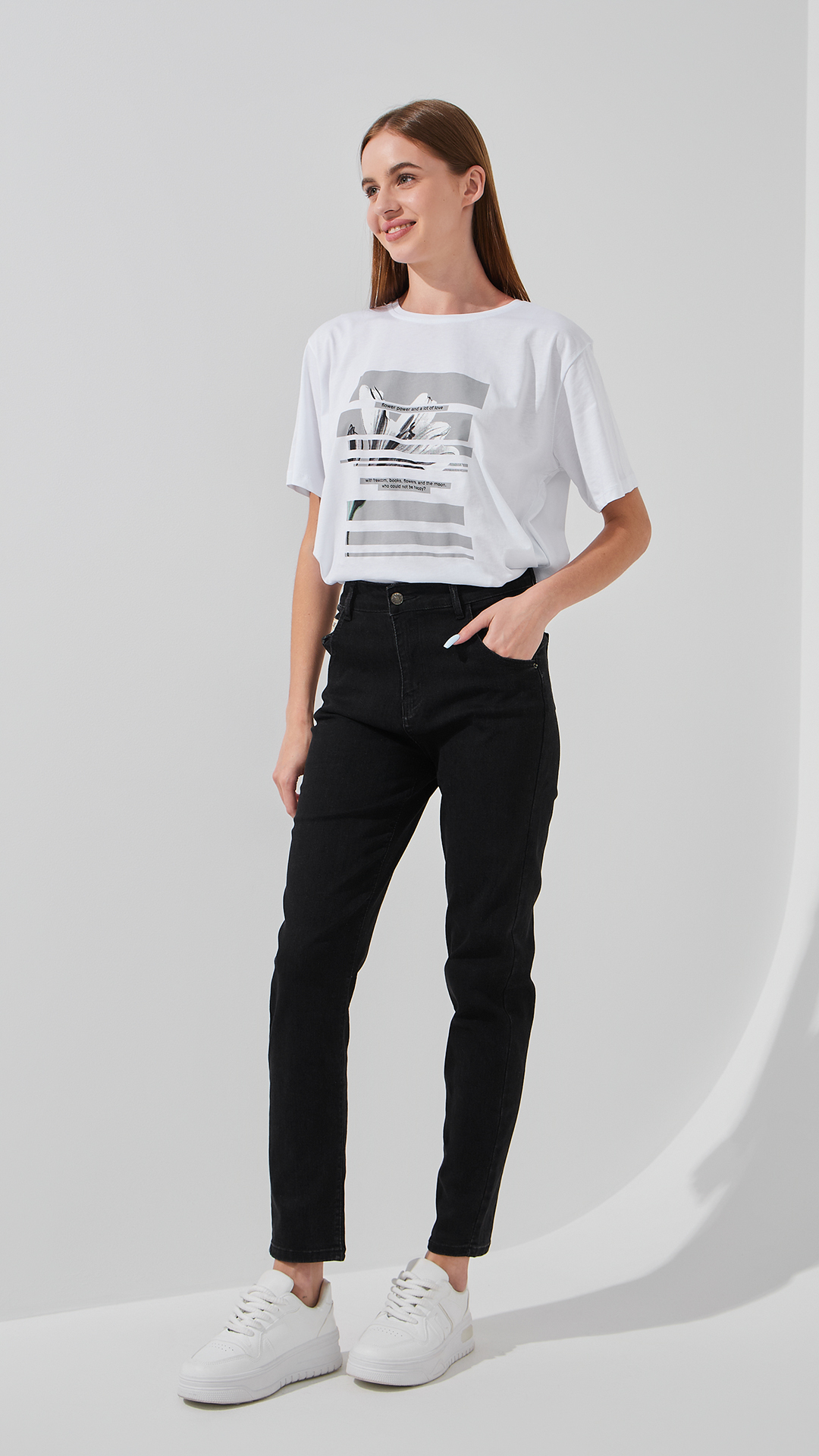 Купить Джинсы Mom Fit женские 3015 25 Черный Артикул: 2000999186561 Фото на весь экран №1