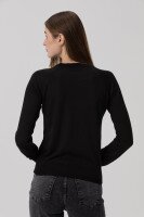 Джемпер однотонный женский Park karon 10285 One Size Черный (2000989850335D)  Фото №1