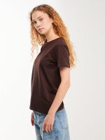 Купити Футболка однотонна жіноча LAWA WBC02531 XS Шоколадний Артикул: 2000999617157 Фото мініатюра № 2