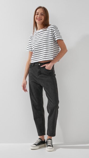 Купить Джинсы Mom Fit женские 801 S Серый Артикул: 2000990501813 Фото №3