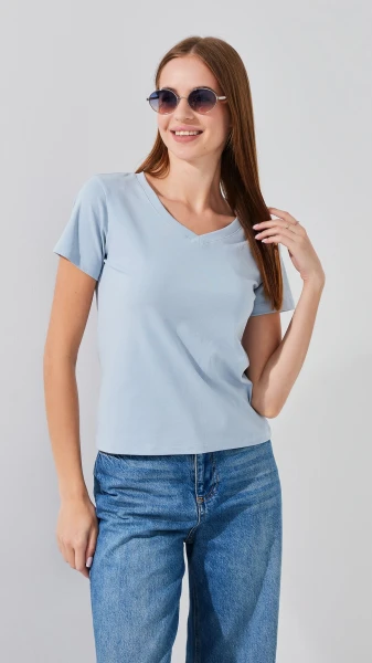 Купити Футболка однотонна жіноча Na Fan 002 One Size Блакитний Артикул: 2000991047716 Фото №1