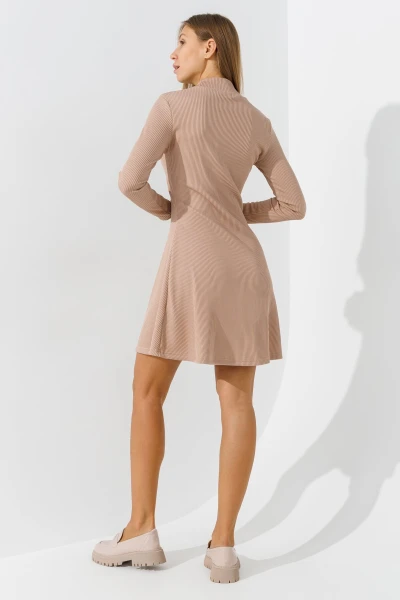 Купить Платье однотонное женское LAWA WTC02350 L Кофейный (NY) Артикул: 2000990801364 Фото №4