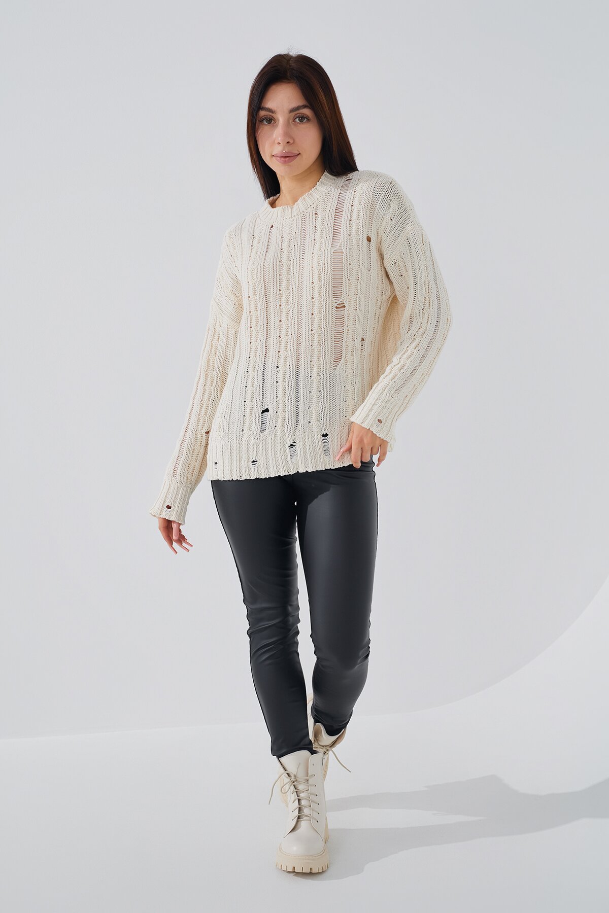 Джемпер однотонный женский Femme 1002 One Size Молочный (2000989870630D)  Фото №1