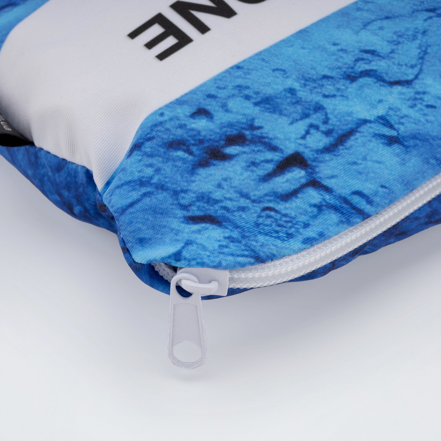 Чехол для чемодана Coverbag Pantone M Желто-голубой (2000989904007A)  Фото №5