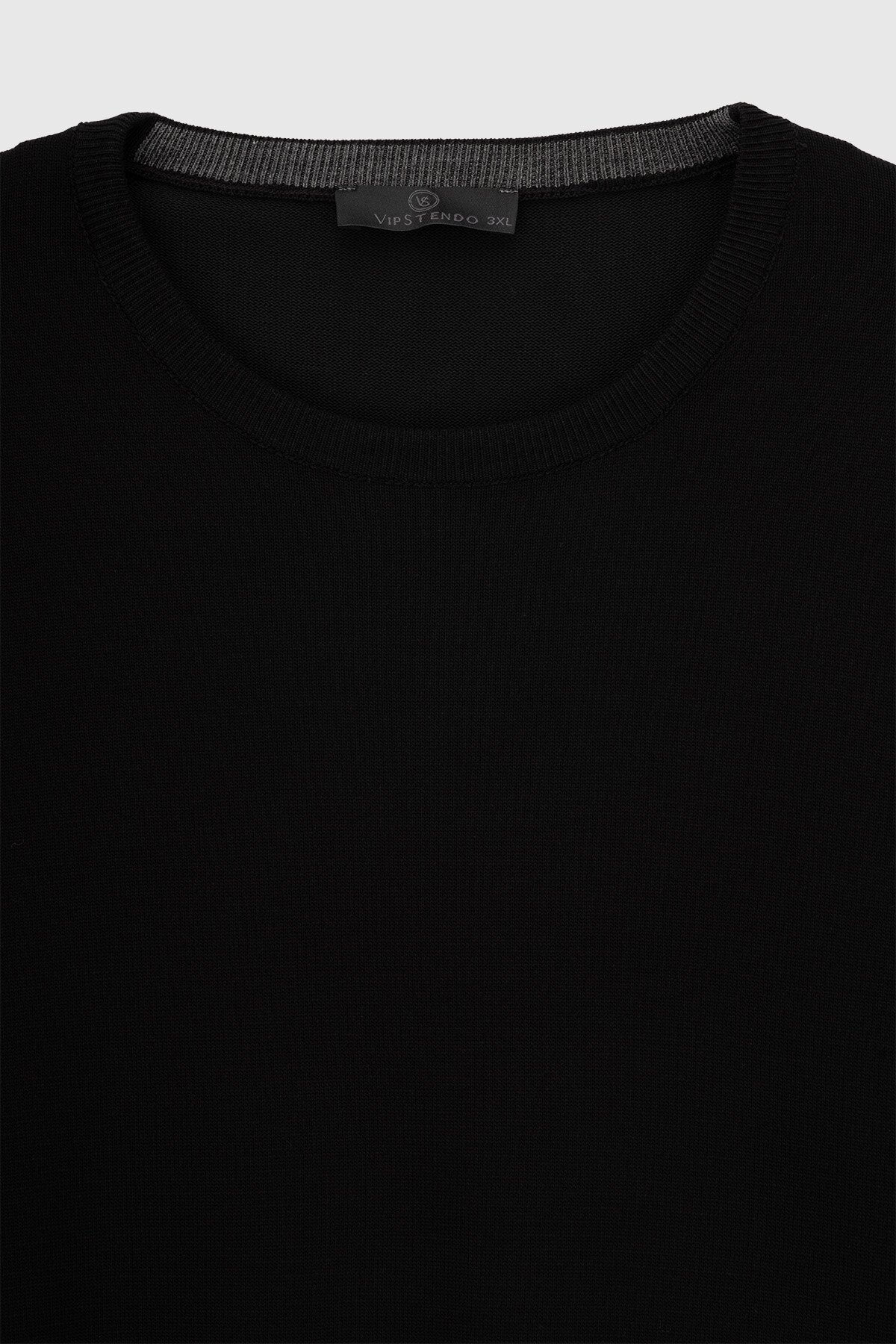 Джемпер однотонний чоловічий Stendo 12210 3XL Чорний (2000989985693D)  Фото №6