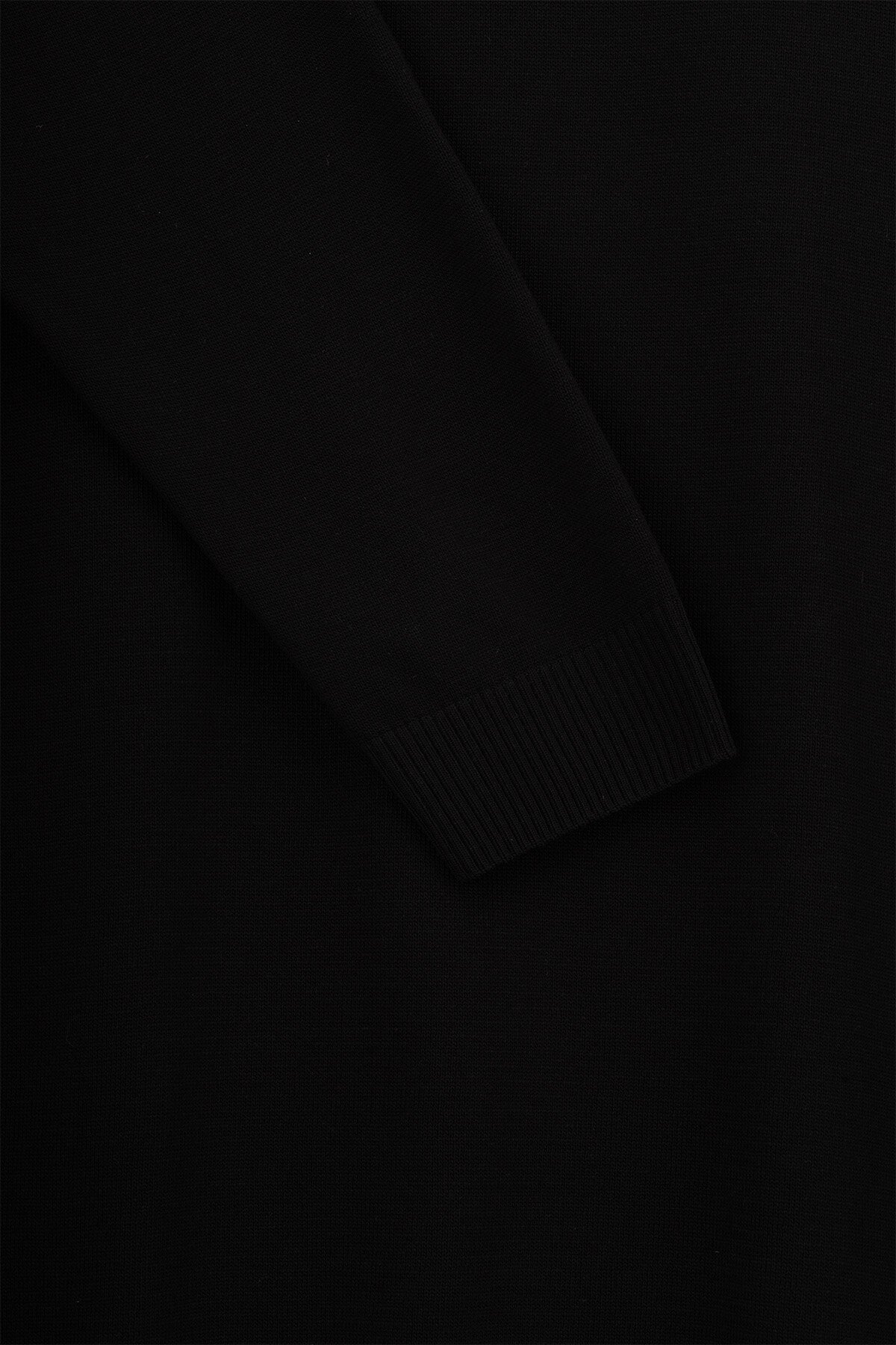 Джемпер однотонний чоловічий Stendo 12210 3XL Чорний (2000989985693D)  Фото №7