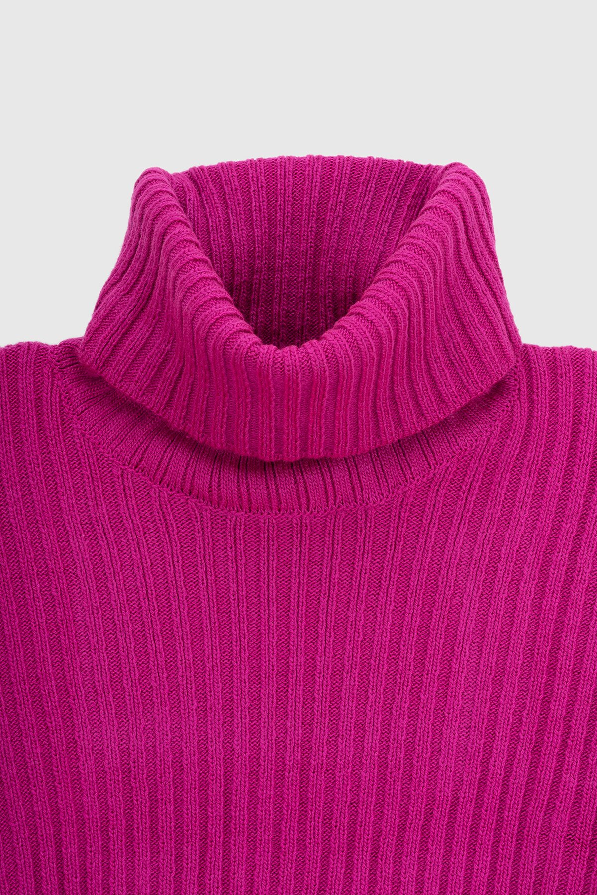 Джемпер однотонний жіночий Femme 1013 One Size Малиновий (2000989871088W)  Фото №9