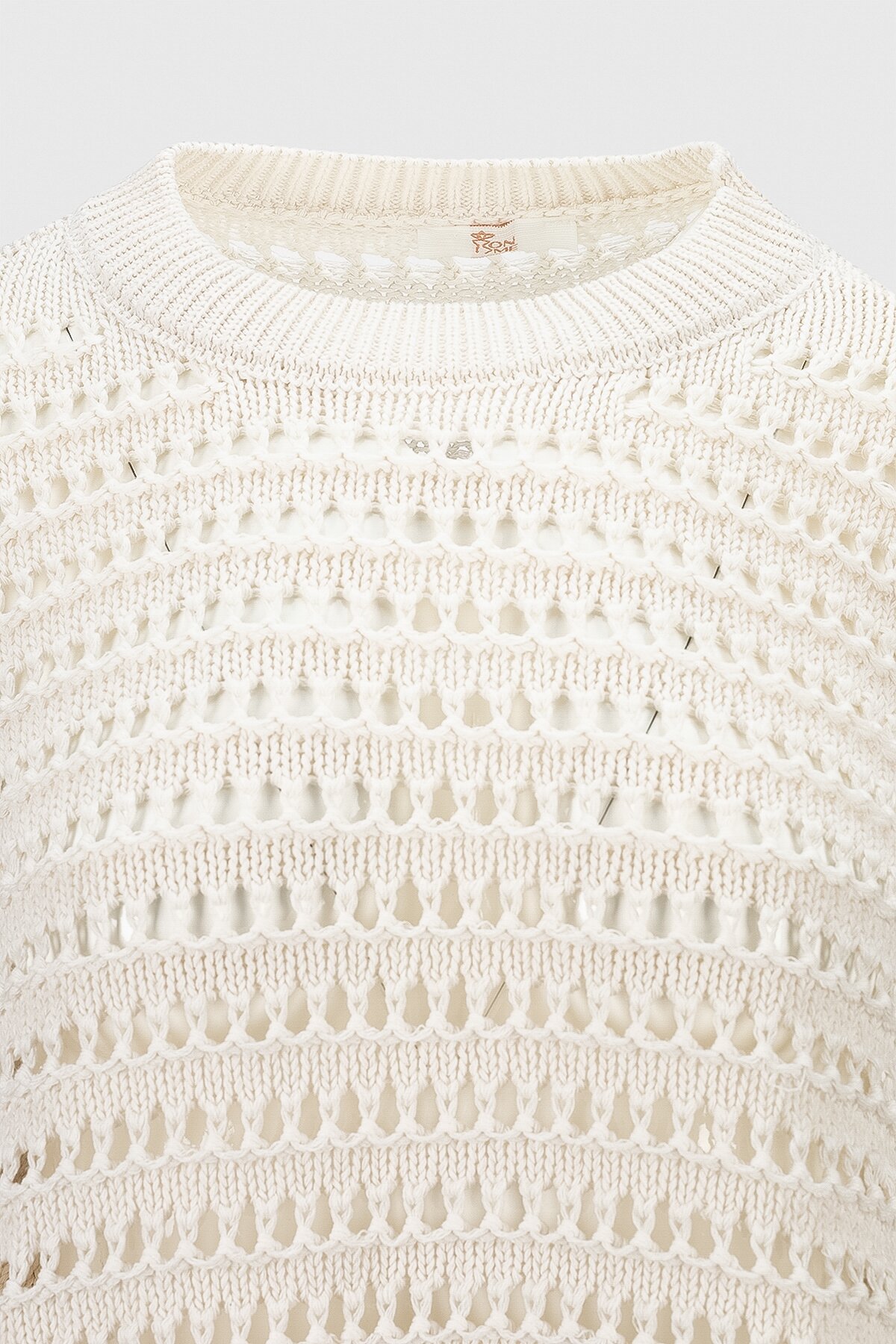 Джемпер однотонний жіночий Femme 2024 One Size Молочний (2000990221452D)  Фото №7