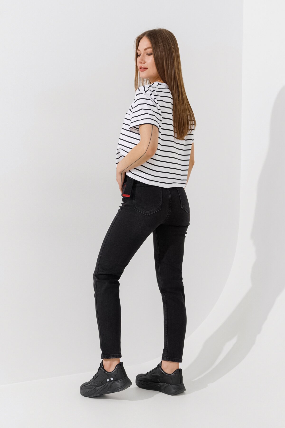 Купити Джинси Mom Fit жіночі Zeo Basic 2260 34 Чорний Артикул: 2000990956170 Фото повноекранне №4