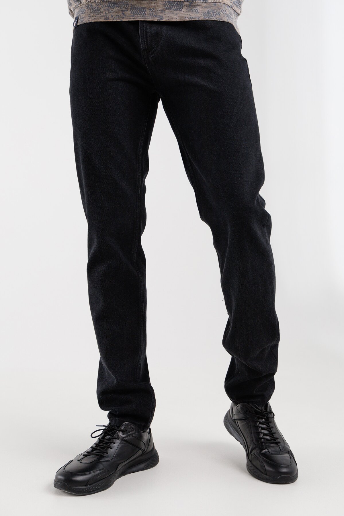 Купити Джинси Regular Fit чоловічі Ren Tomogo DM-4 32 Чорний Артикул: 2000990274281 Фото повноекранне №1