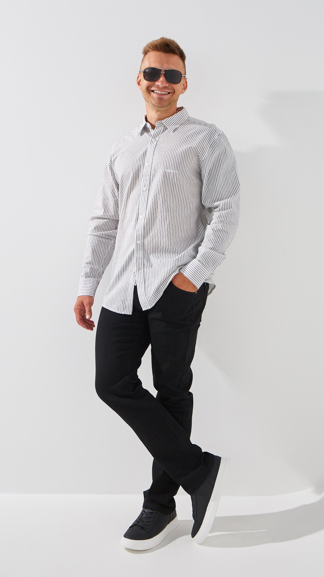 Купити Джинси Regular Fit чоловічі 5108-1 30 Чорний Артикул: 2000999243424 Фото повноекранне №1