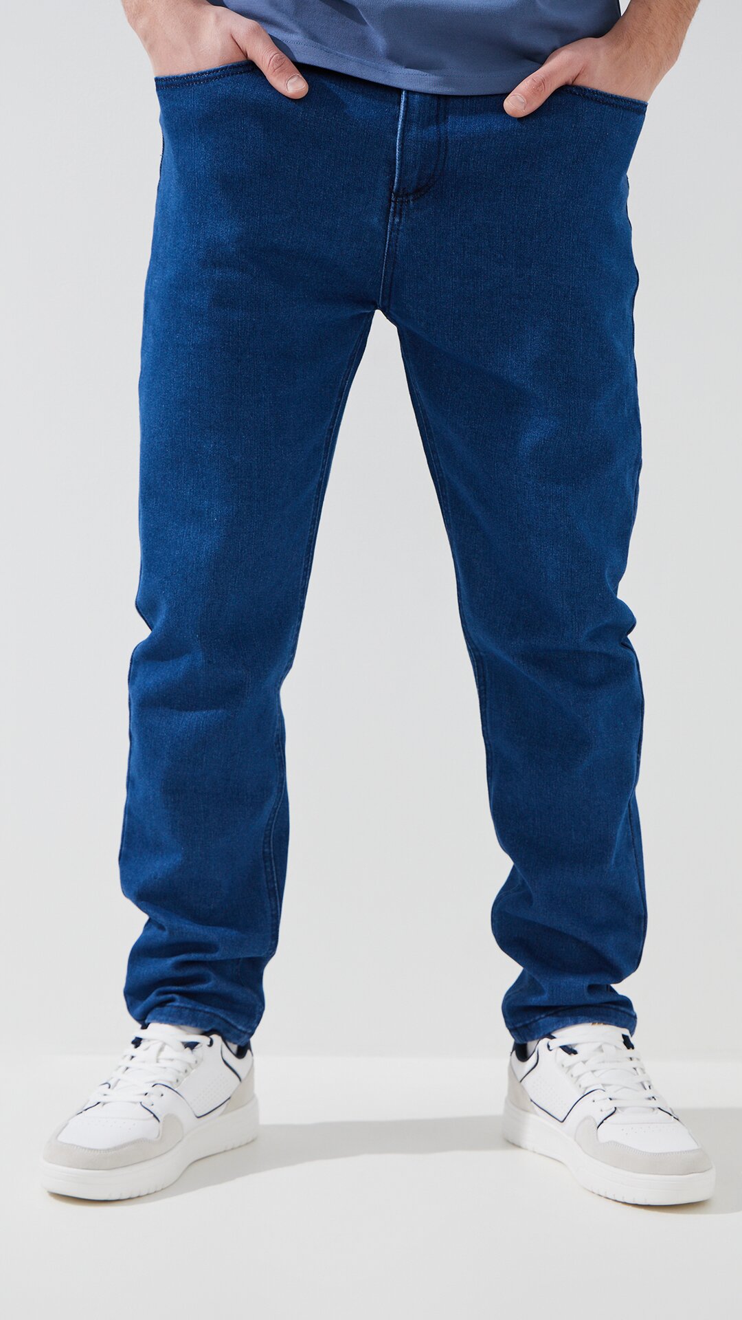 Купити Джинси Slim Fit однотонні чоловічі 902 33 Синій Артикул: 2000999453601 Фото повноекранне №1