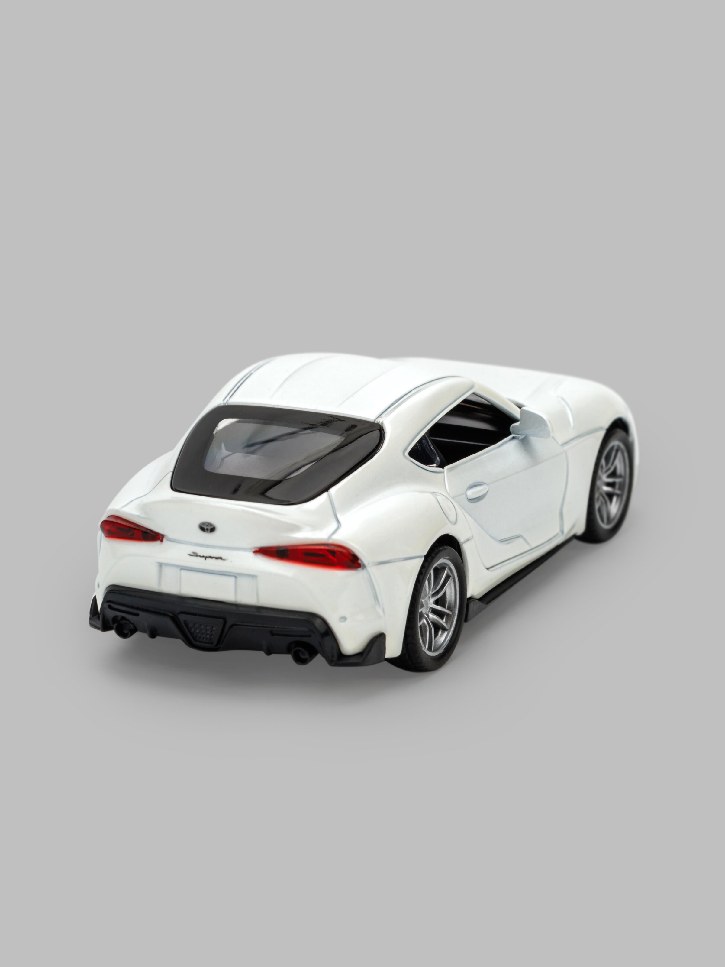 Игрушка Машина Alfa Romeo Toyota GR Supra АВТОПРОМ 4357 Белый (2000990596277)  Фото №1