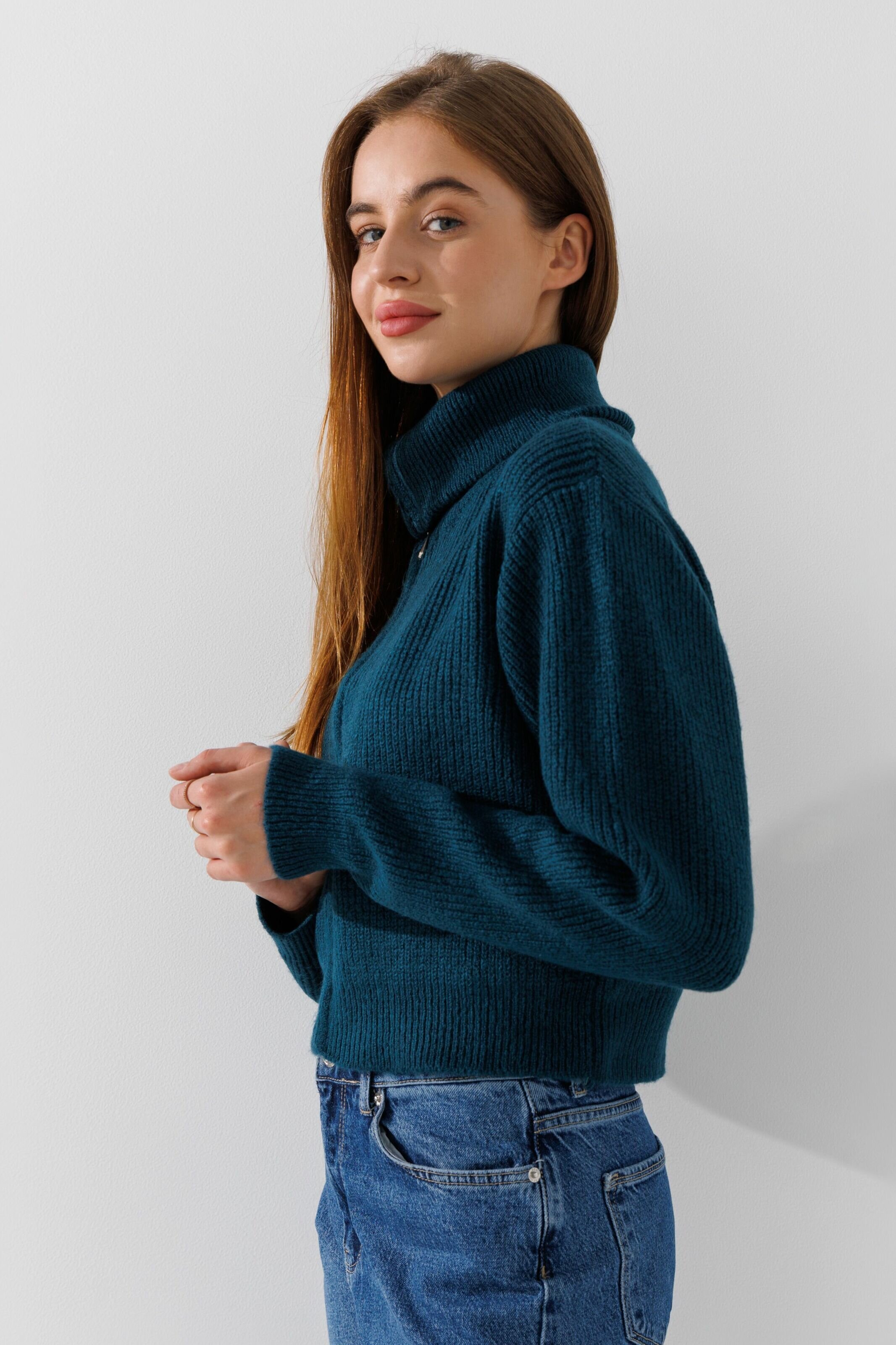 Кардиган однотонный женский Park karon 8386 One Size Зеленый  Фото №3