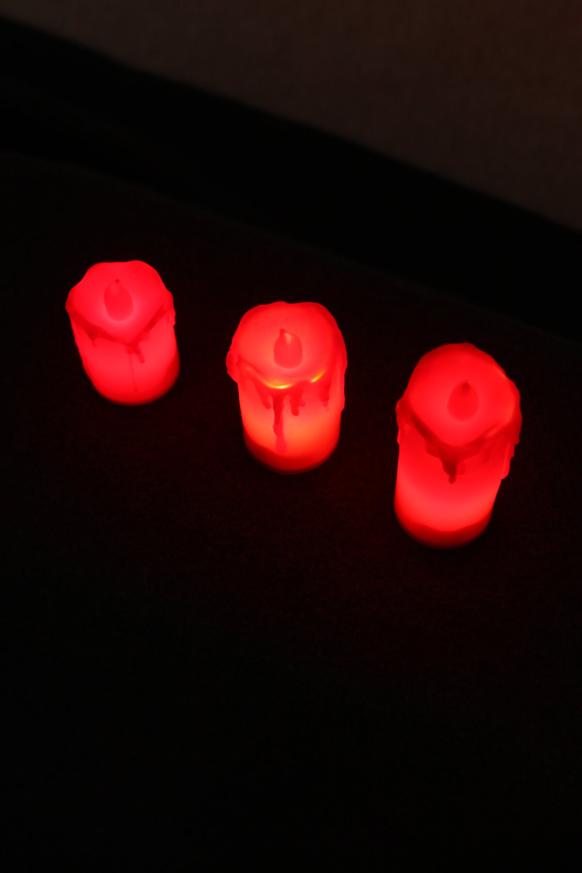 Набор LED свечей 3шт. 264 5х3,5см; 6,5х3,5см; 8х3,5см Красный (6922166372644A)  Фото №3