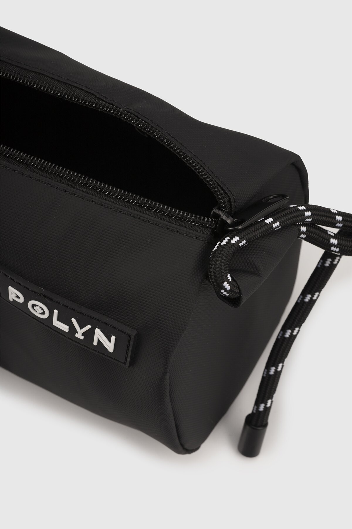 Сумка спортивна для дівчинки Polyn C253 Чорний (2000990398093А)  Фото №6