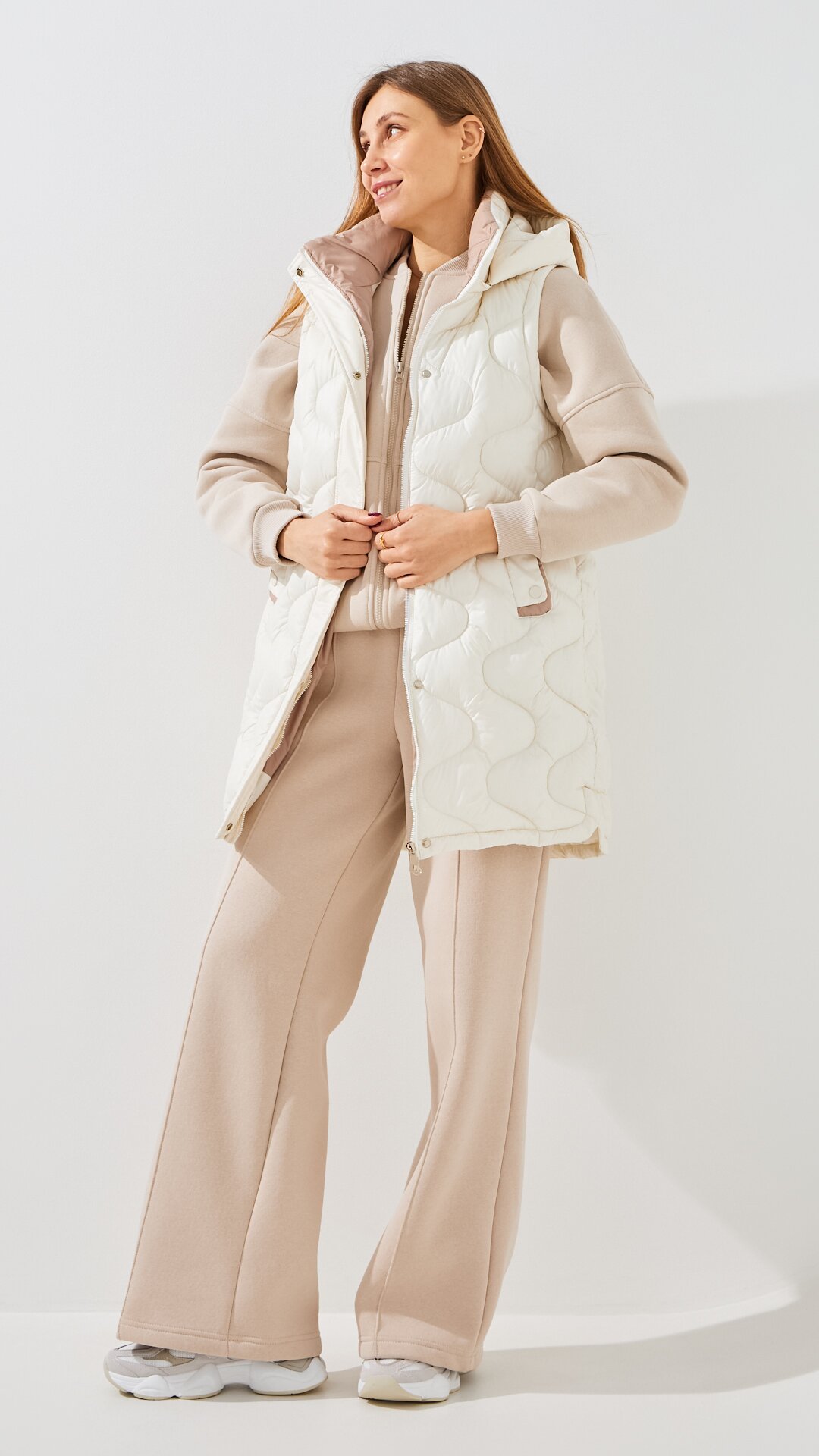 Купити Жилет з плащівки однотонний жіночий GENUA 2316 2XL Молочний Артикул: 2000990882196 Фото повноекранне №4
